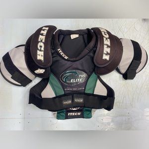 Senior large hockey chest protector shoulder pads